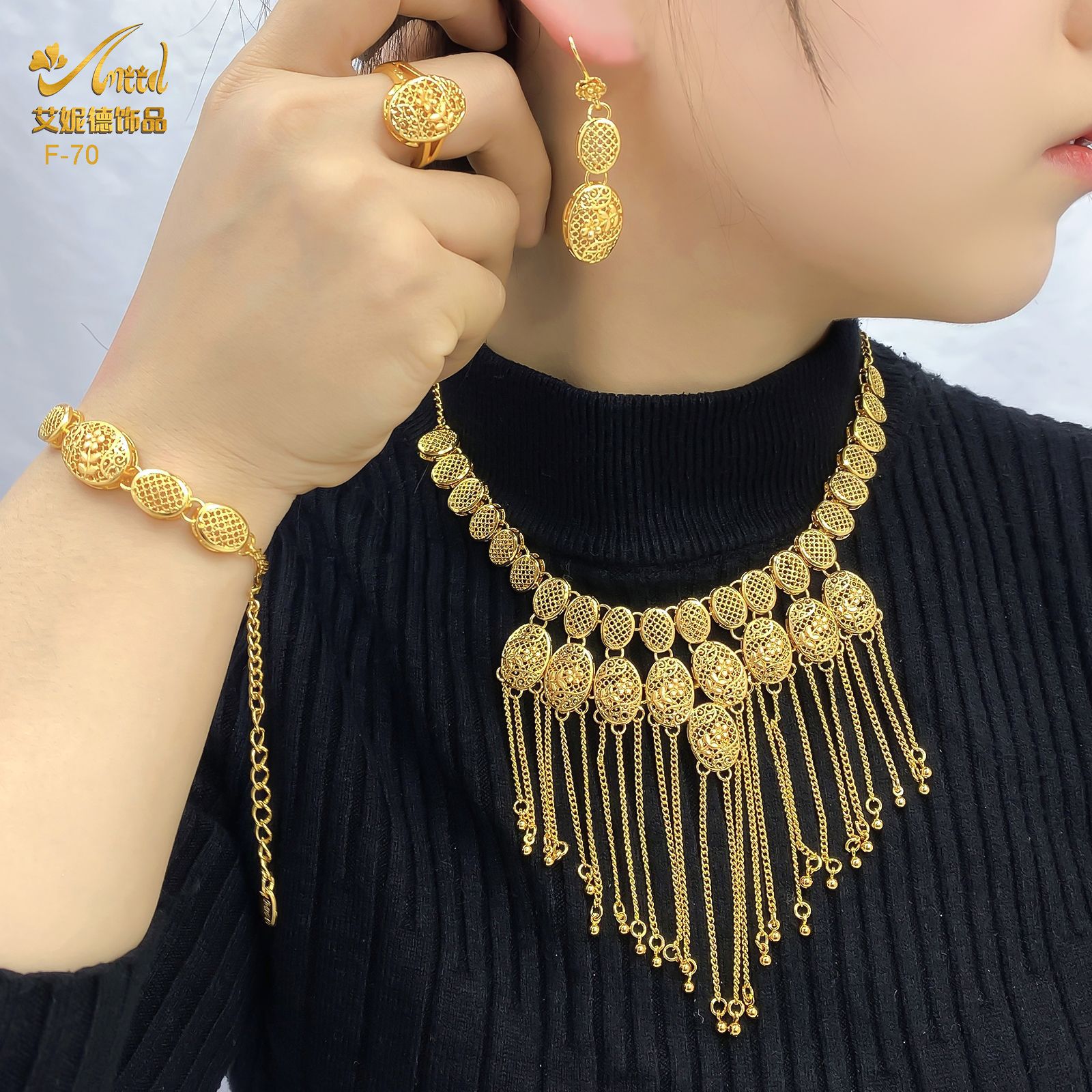 Wedding Women Heart Tassel 4-P - đánh giá và giá Coordinates Bracelet